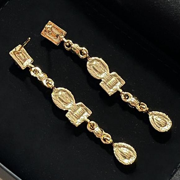 ✨Elegant Dark Green Rhinestones Dangling Earrings (Hypoallergenic) - Picture 2 of 3